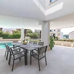 Luxury Close To The With Pool Abeona * Trogir