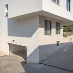 Luxury Close To The With Pool Abeona *