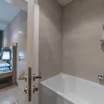 Vila Luxury Close To The With Pool Abeona