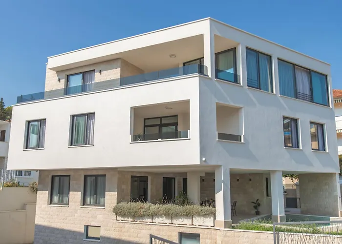 Luxury Close To The With Pool Abeona Villa Trogir