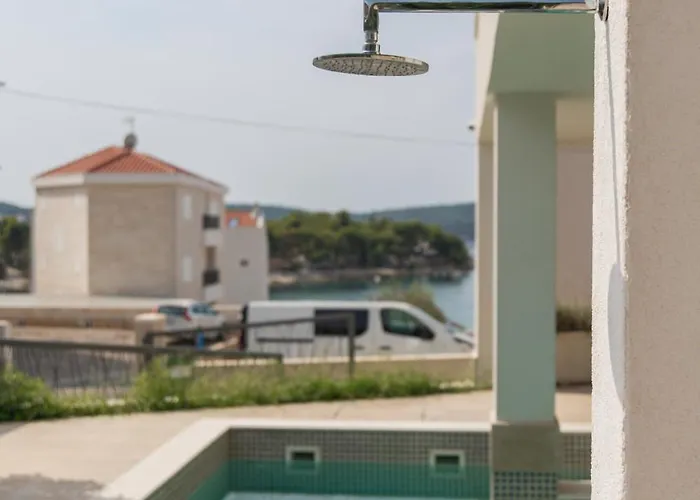 Luxury Close To The With Pool Abeona * Trogir