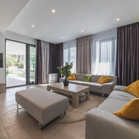 Villa Luxury Close To The With Pool Abeona Trogir
