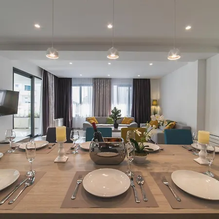 Luxury Close To The With Pool Abeona Villa *