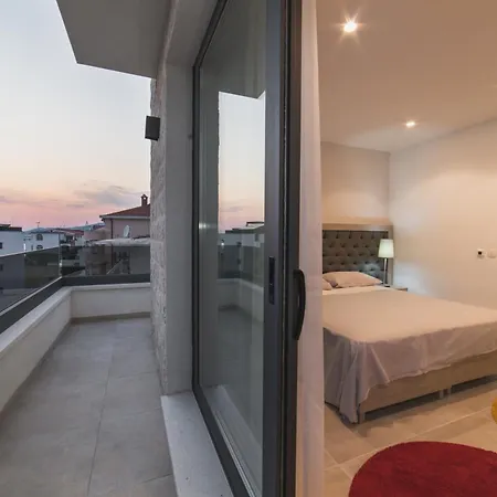 Luxury Close To The With Pool Abeona Villa Trogir