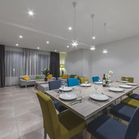 Luxury Close To The With Pool Abeona Villa