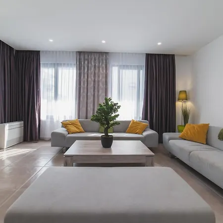 Villa Luxury Close To The With Pool Abeona *