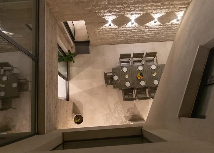 别墅 Luxury Close To The With Pool Abeona *